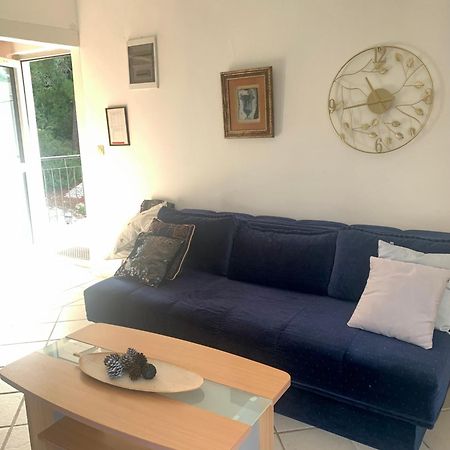 Apartman Ana Zeleni Pojas บาร์ ภายนอก รูปภาพ