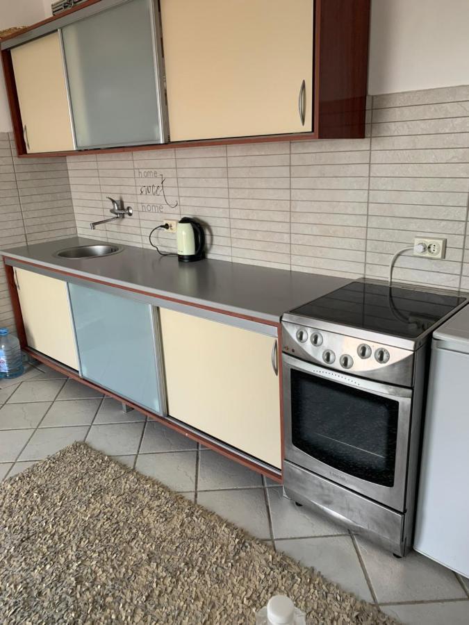 Apartman Ana Zeleni Pojas บาร์ ภายนอก รูปภาพ