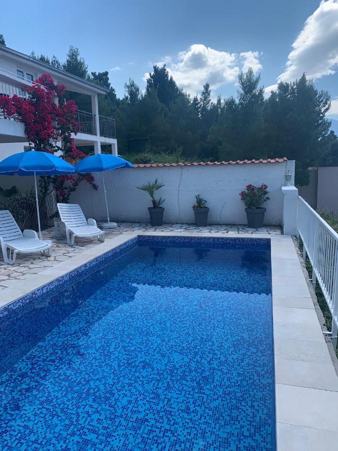 Apartman Ana Zeleni Pojas บาร์ ภายนอก รูปภาพ
